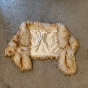 Furry Winter Shawl Caramel & Cream Color